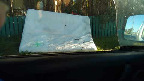 Rubbish/Recycling, a report photo