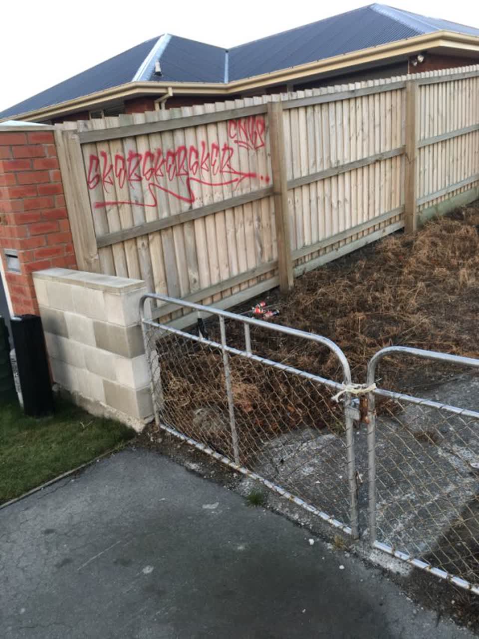 The photograph attached to this graffiti report