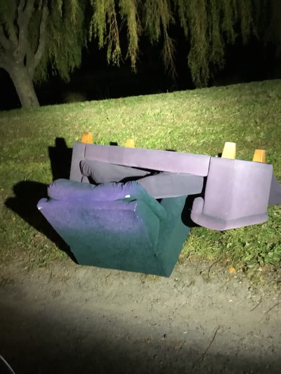 The photograph attached to this rubbish/recycling report