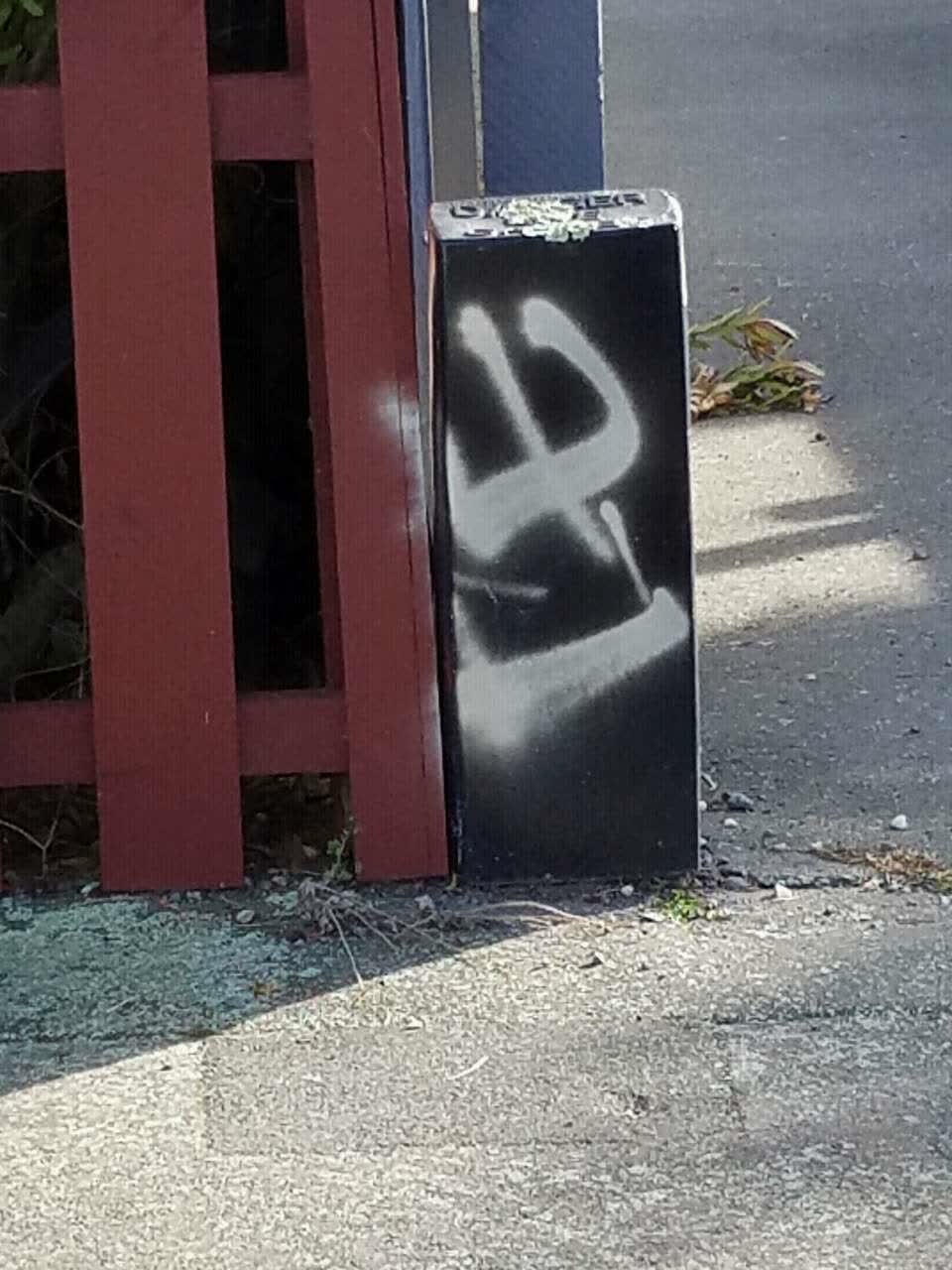 The photograph attached to this graffiti report