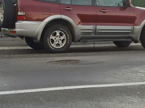 Roading/Streets, a report photo