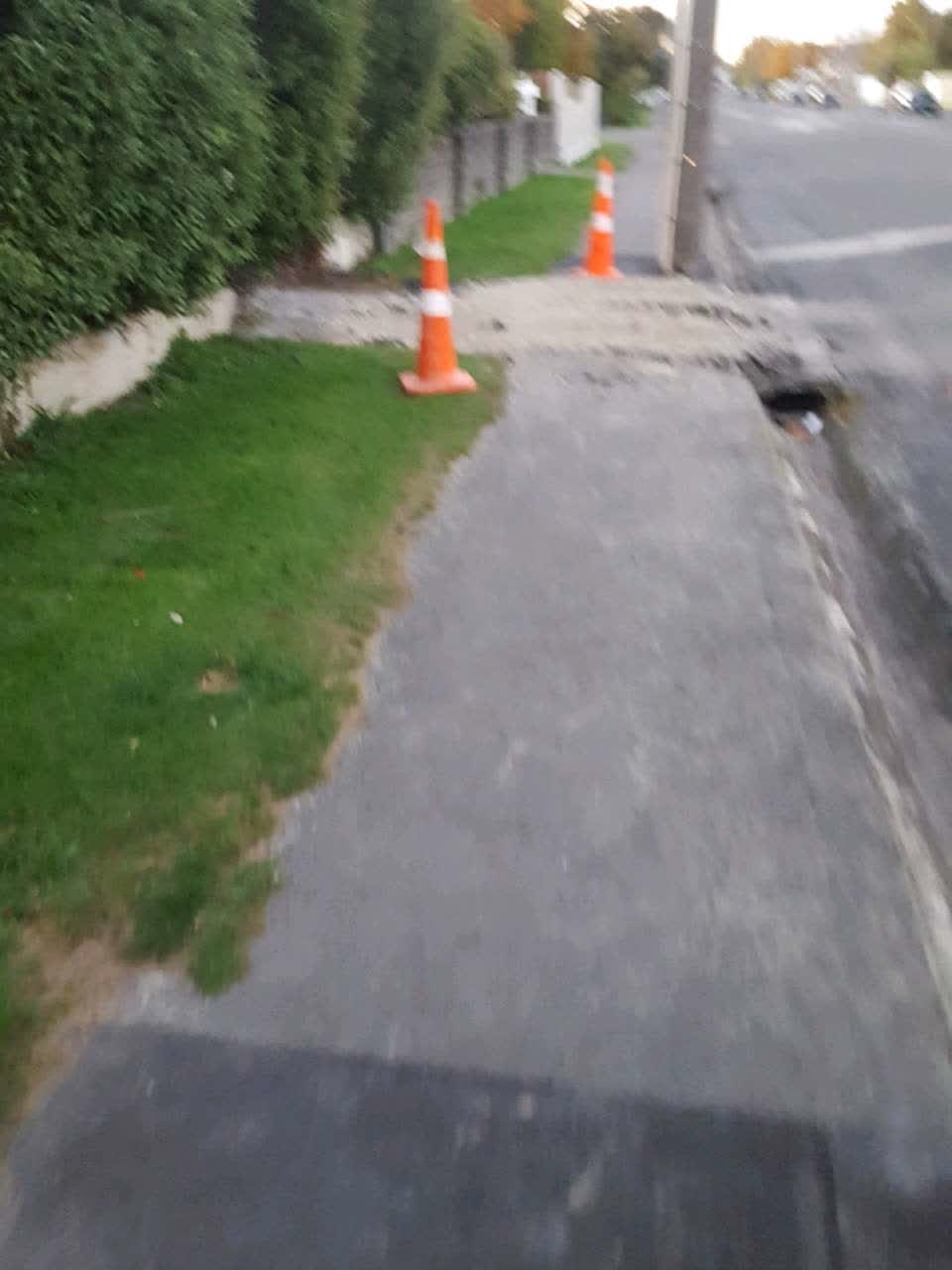 The photograph attached to this roading/streets report