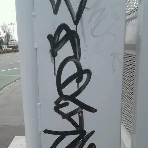 Graffiti, a report photo