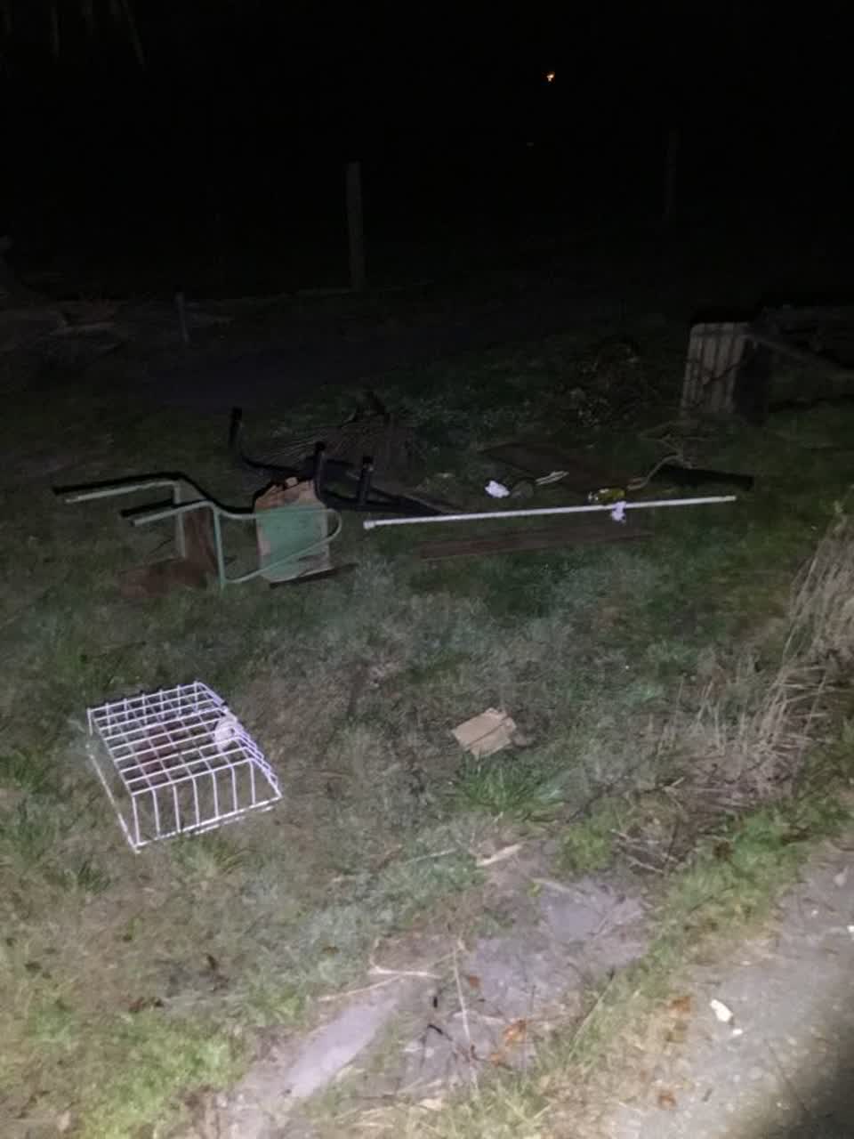 The photograph attached to this rubbish/recycling report