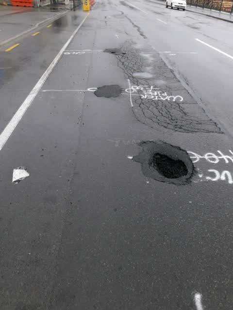 Roading/Streets, a report photo