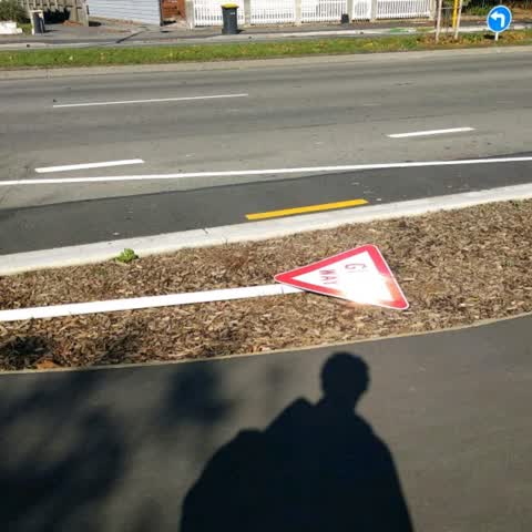 Roading/Streets, a report photo