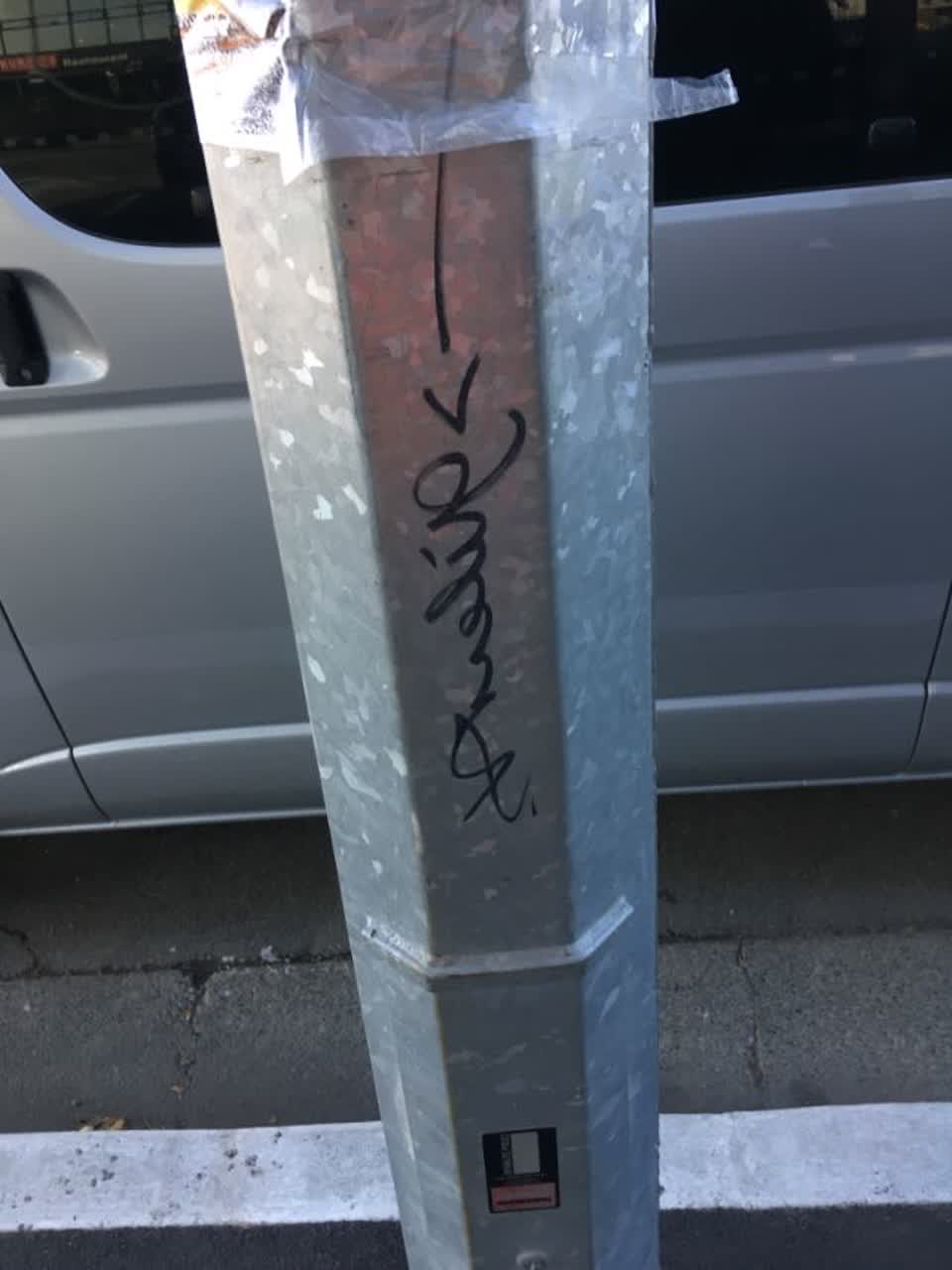 The photograph attached to this graffiti report