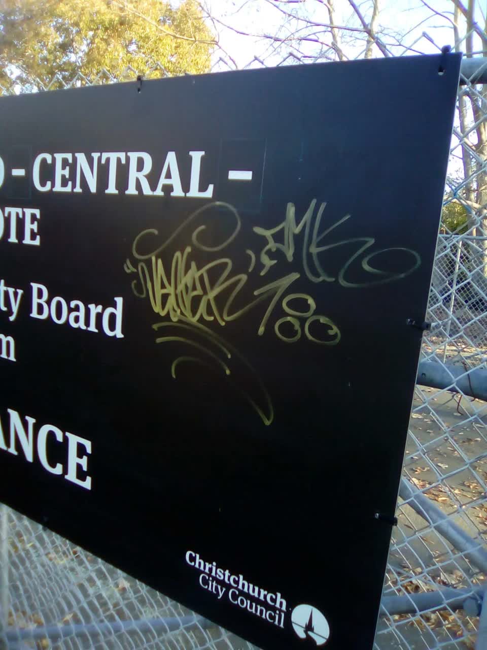 The photograph attached to this graffiti report