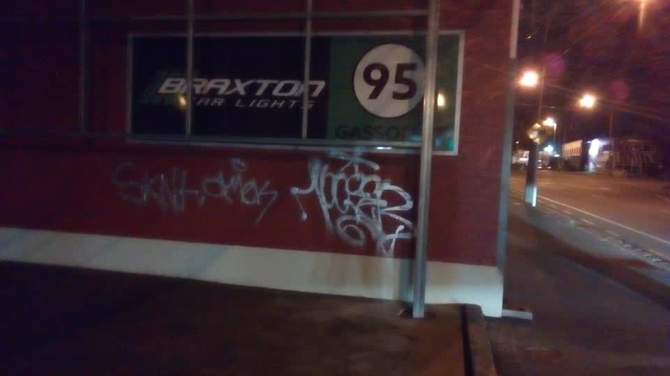The photograph attached to this graffiti report