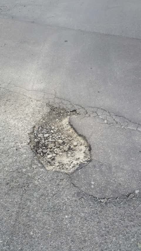 Roading/Streets, a report photo