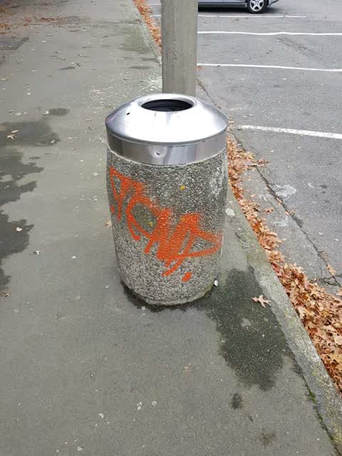 Graffiti, a report photo