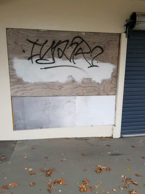 Graffiti, a report photo