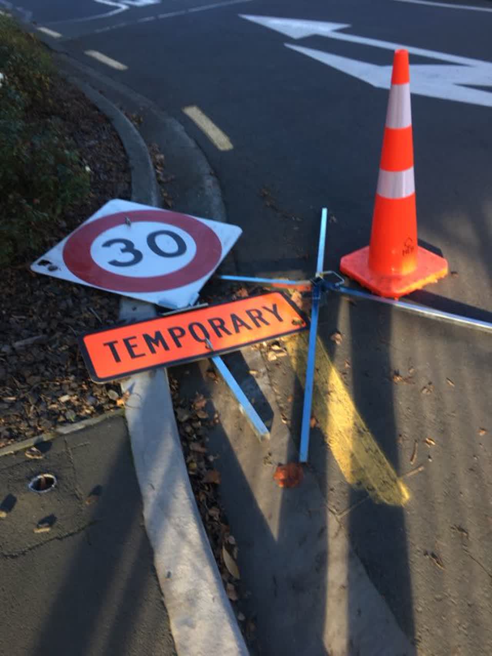 The photograph attached to this roading/streets report