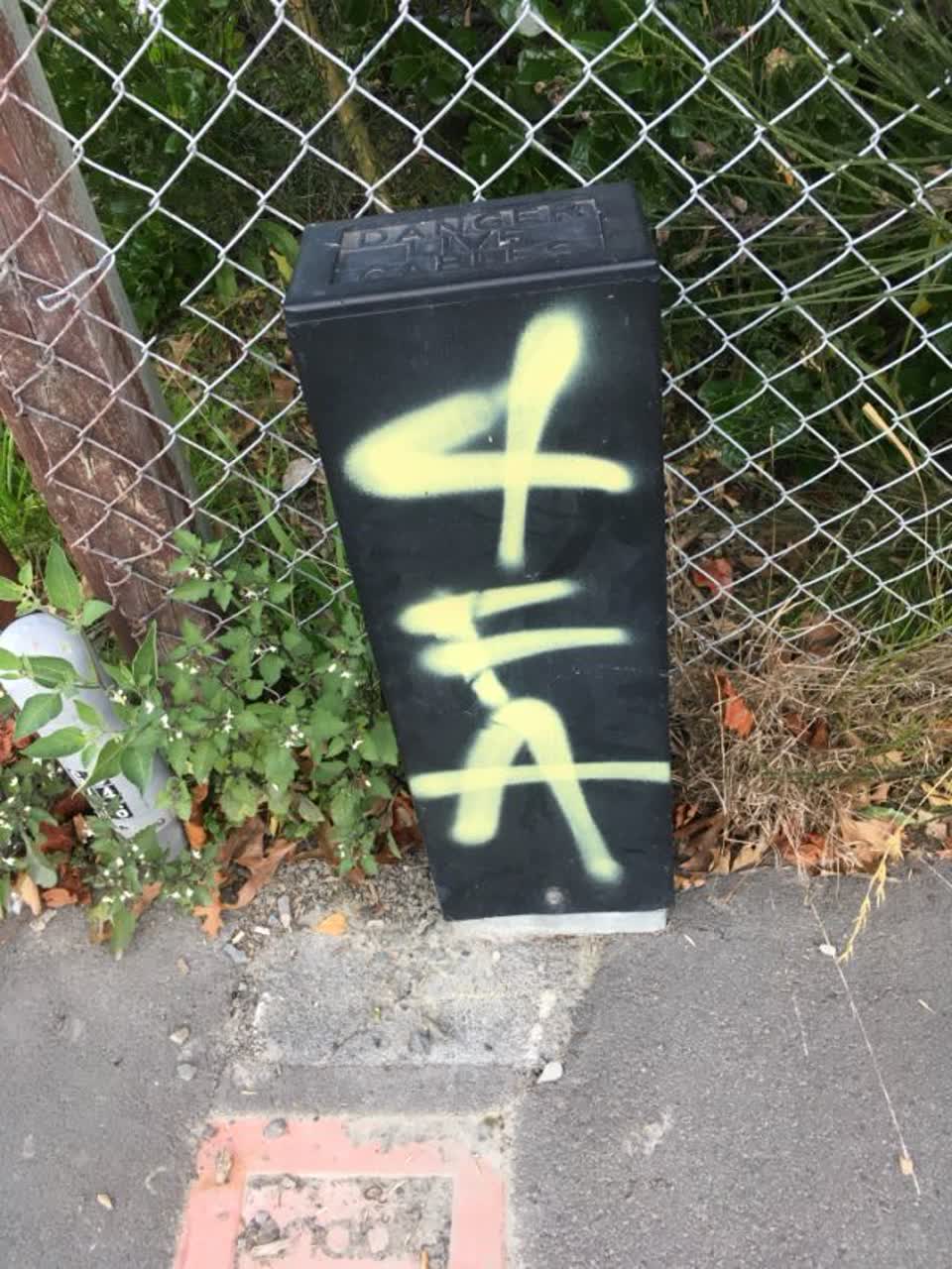 The photograph attached to this graffiti report