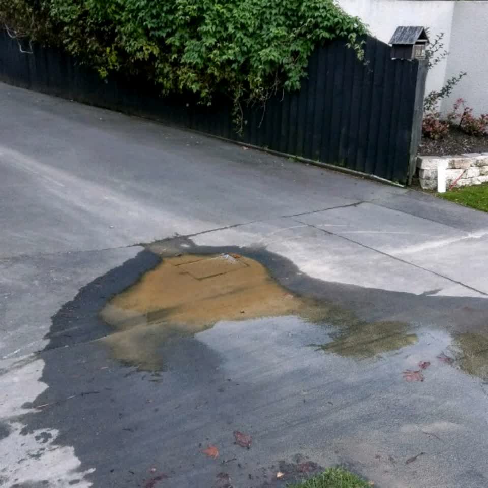 The photograph attached to this water supply report