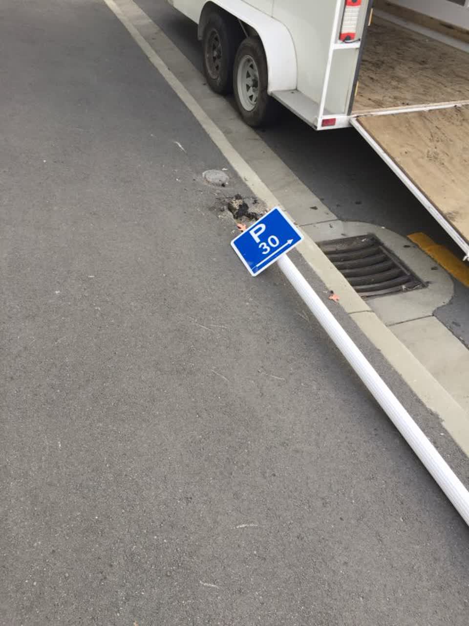 The photograph attached to this roading/streets report