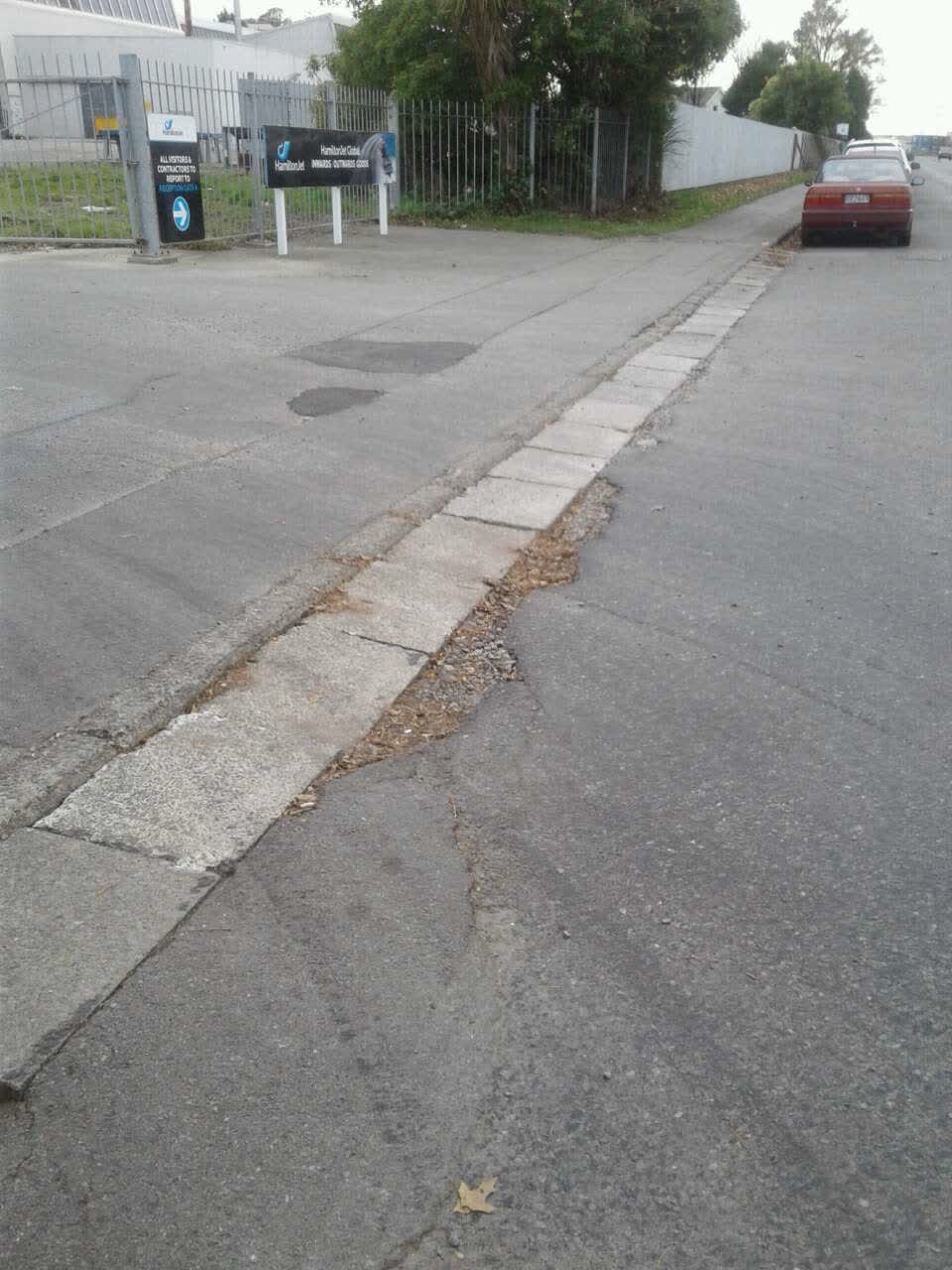 The photograph attached to this roading/streets report