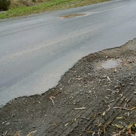 Roading/Streets, a report photo