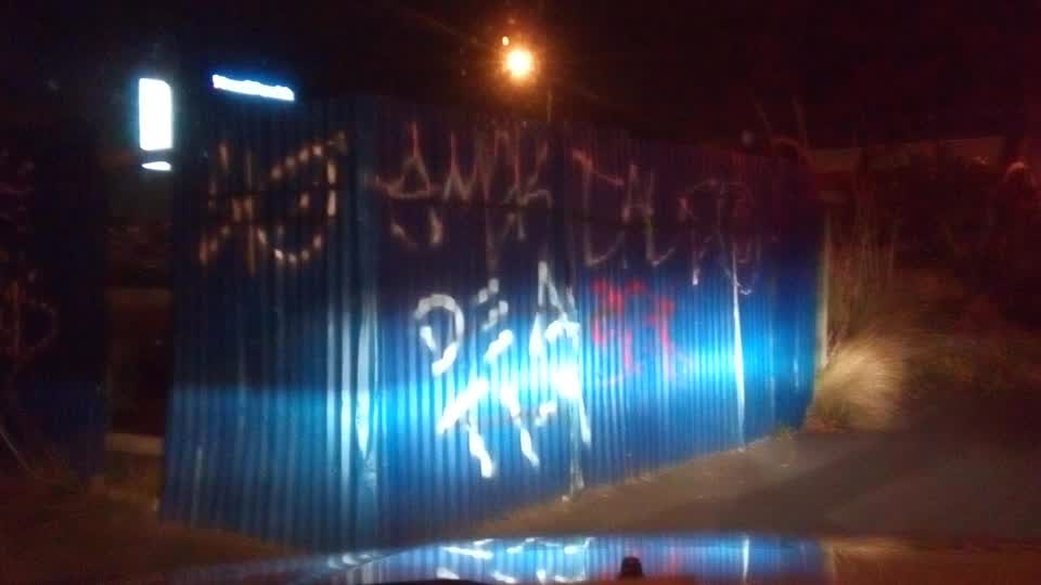 The photograph attached to this graffiti report