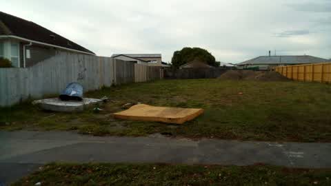 Rubbish/Recycling, a report photo