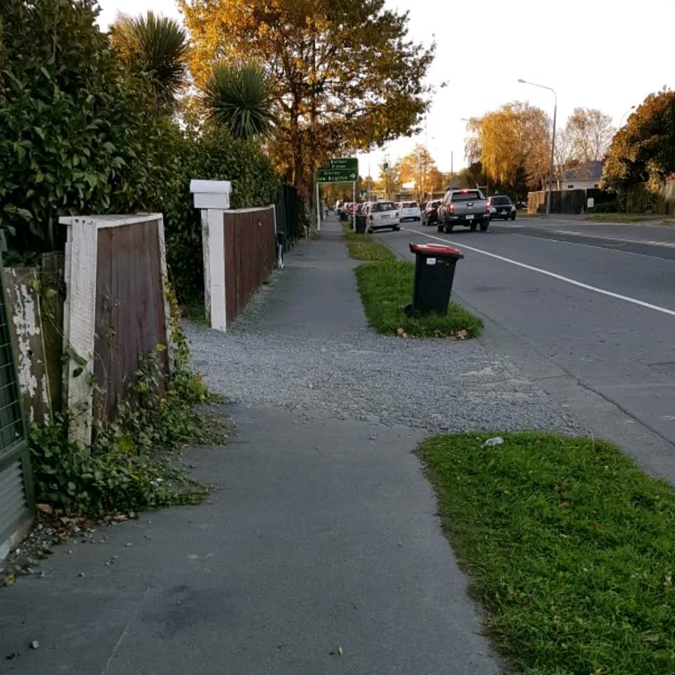 The photograph attached to this roading/streets report