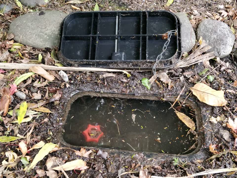 The photograph attached to this water supply report