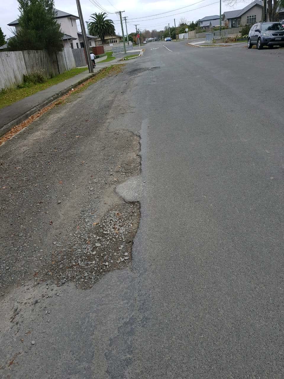 The photograph attached to this roading/streets report