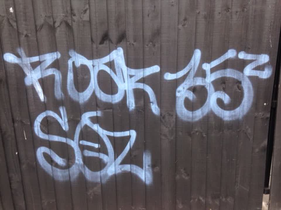 The photograph attached to this graffiti report