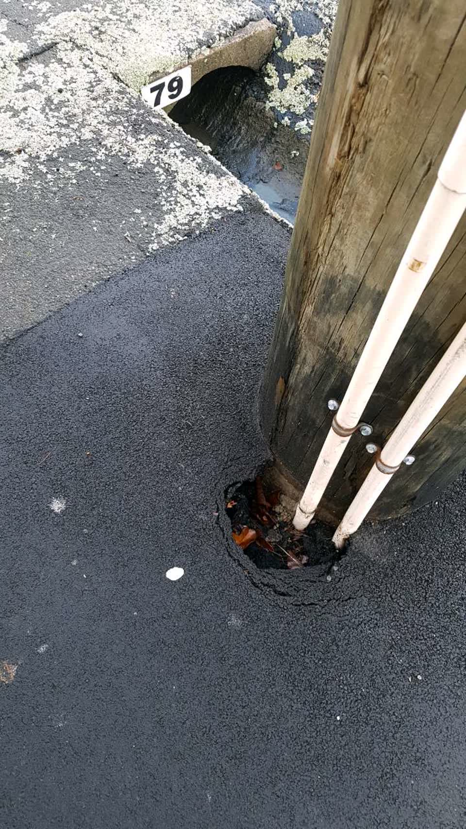 The photograph attached to this roading/streets report
