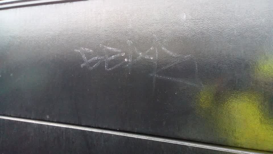 The photograph attached to this graffiti report