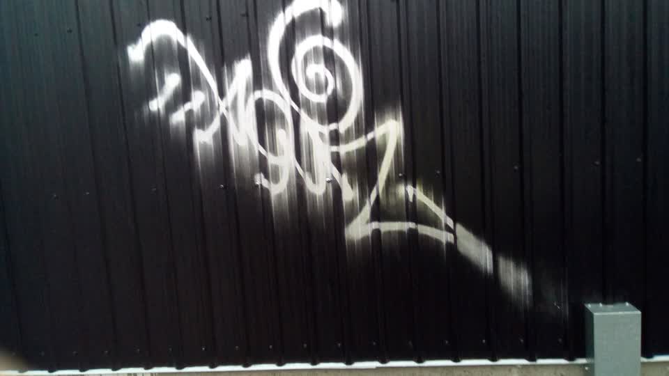 The photograph attached to this graffiti report