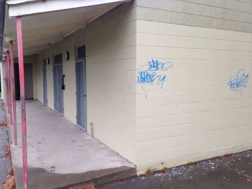 The photograph attached to this graffiti report