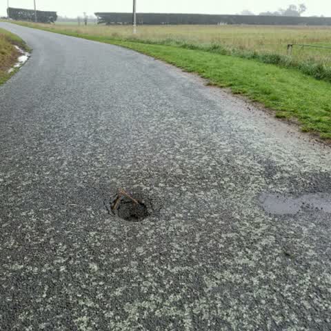 Roading/Streets, a report photo