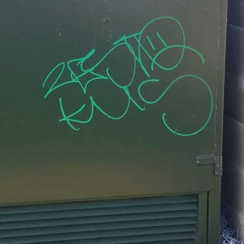 Graffiti, a report photo