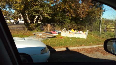 Rubbish/Recycling, a report photo