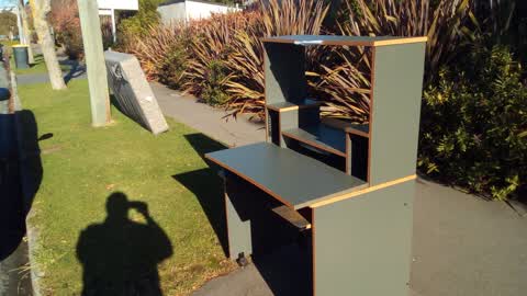 Rubbish/Recycling, a report photo