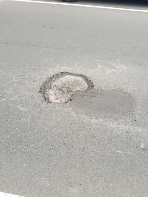 Roading/Streets, a report photo