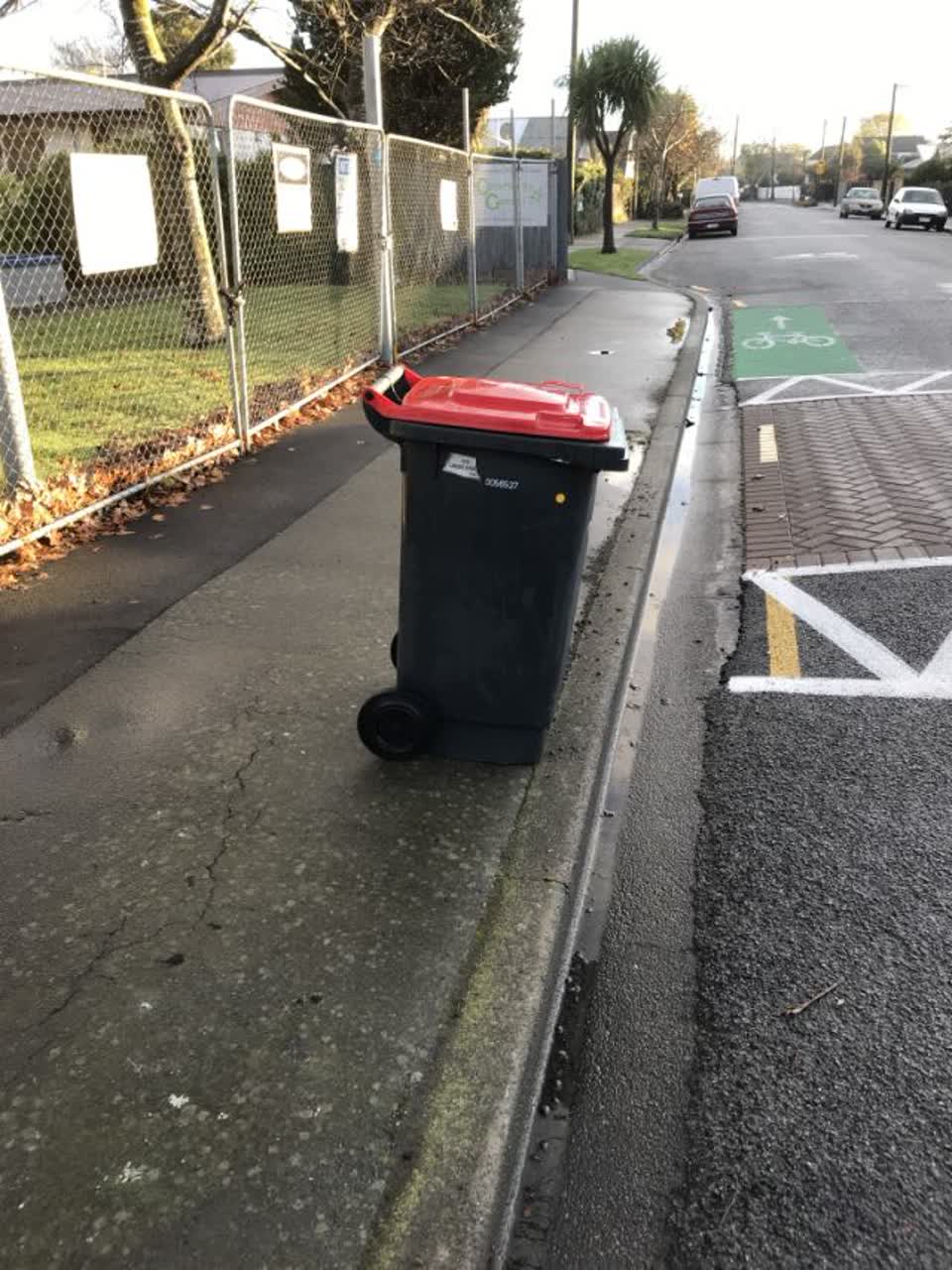 The photograph attached to this rubbish/recycling report