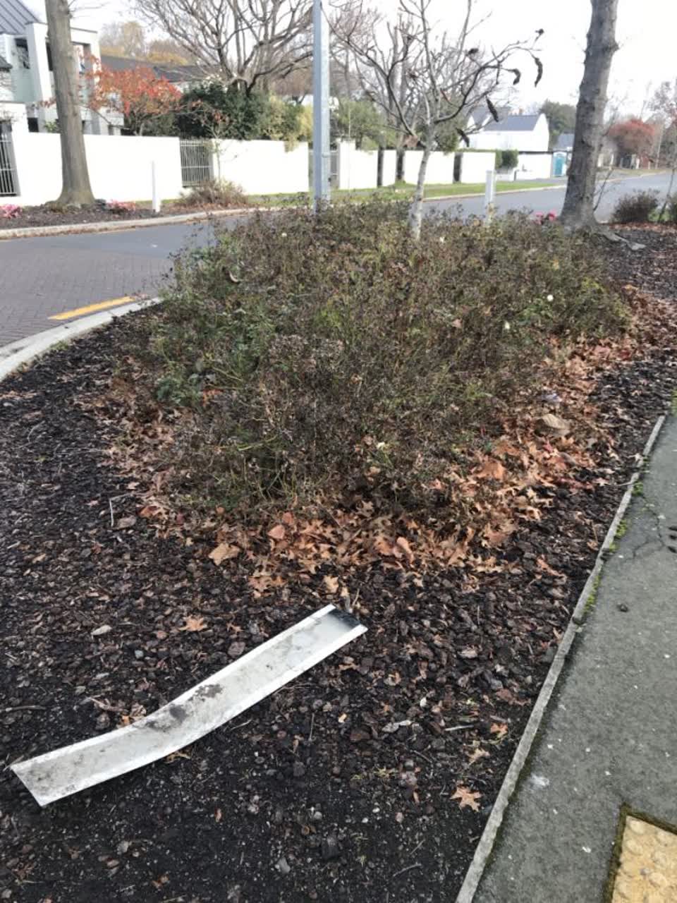 The photograph attached to this roading/streets report