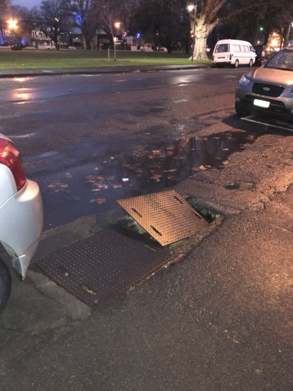 The photograph attached to this roading/streets report