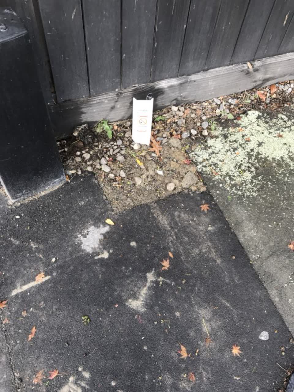 The photograph attached to this roading/streets report