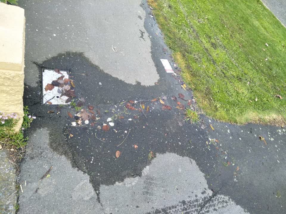 The photograph attached to this water supply report