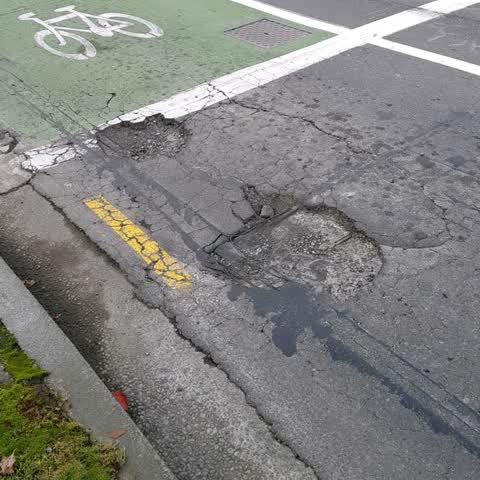 Roading/Streets, a report photo