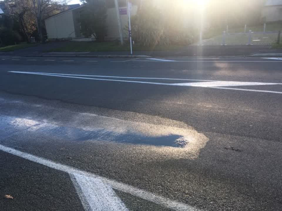 The photograph attached to this roading/streets report