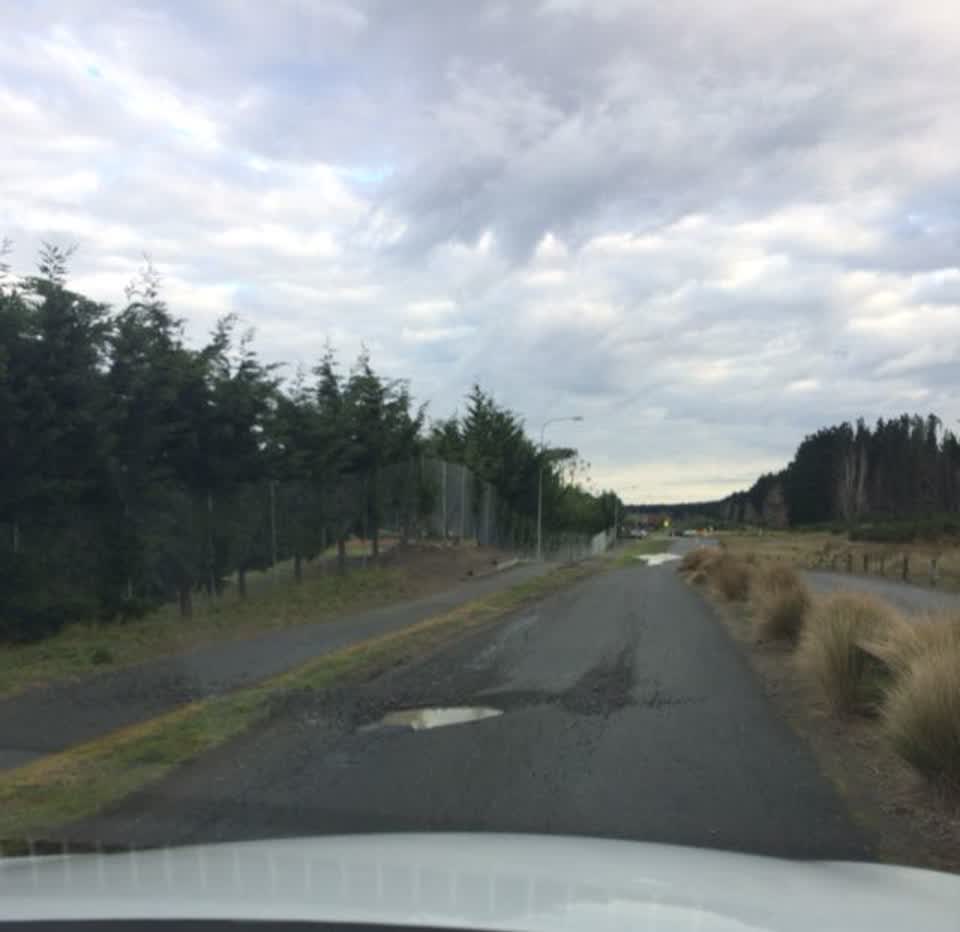 The photograph attached to this roading/streets report