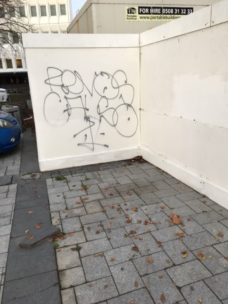 The photograph attached to this graffiti report