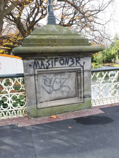 Graffiti — a report photo