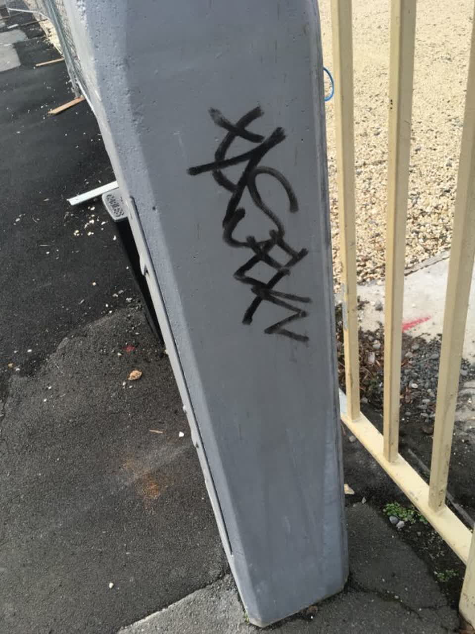 The photograph attached to this graffiti report
