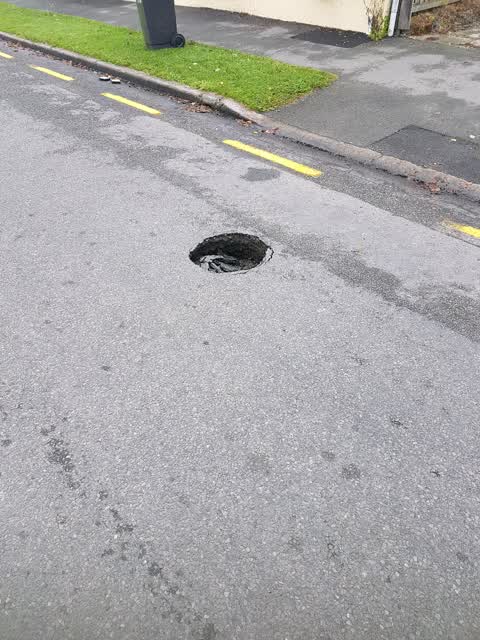 Roading/Streets, a report photo