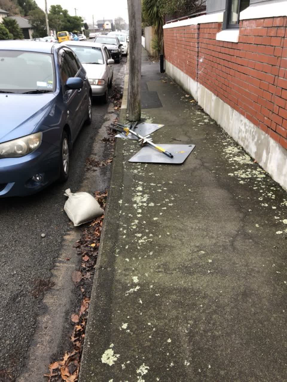 The photograph attached to this roading/streets report